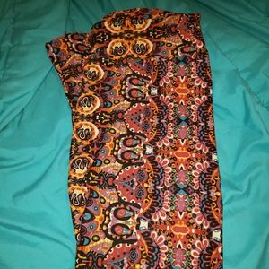 New lularoe leggings size tall and curvy TC